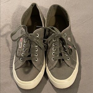 Superga Unisex Classic Grey Canvas Low-Top Sneakers